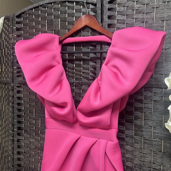 Mable Deep V-Neck Flutter Sleeve Mini Dress Size Small - Picture 5 of 10